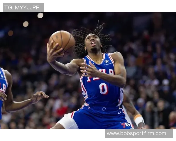 马克西创历史新纪录前15场比赛斩获500分100助攻仅次于三巨星