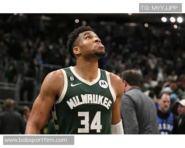 巴克利力挺字母哥反对离队言论称雄鹿已尽全力争冠