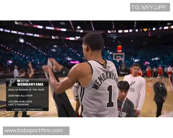 文班亚马强势登场对阵雷霆展现绝佳实力只为一次精彩示范