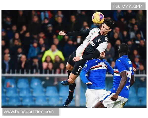 C罗昔日尤文队友工地打拼走红25岁因伤退役成励志典范